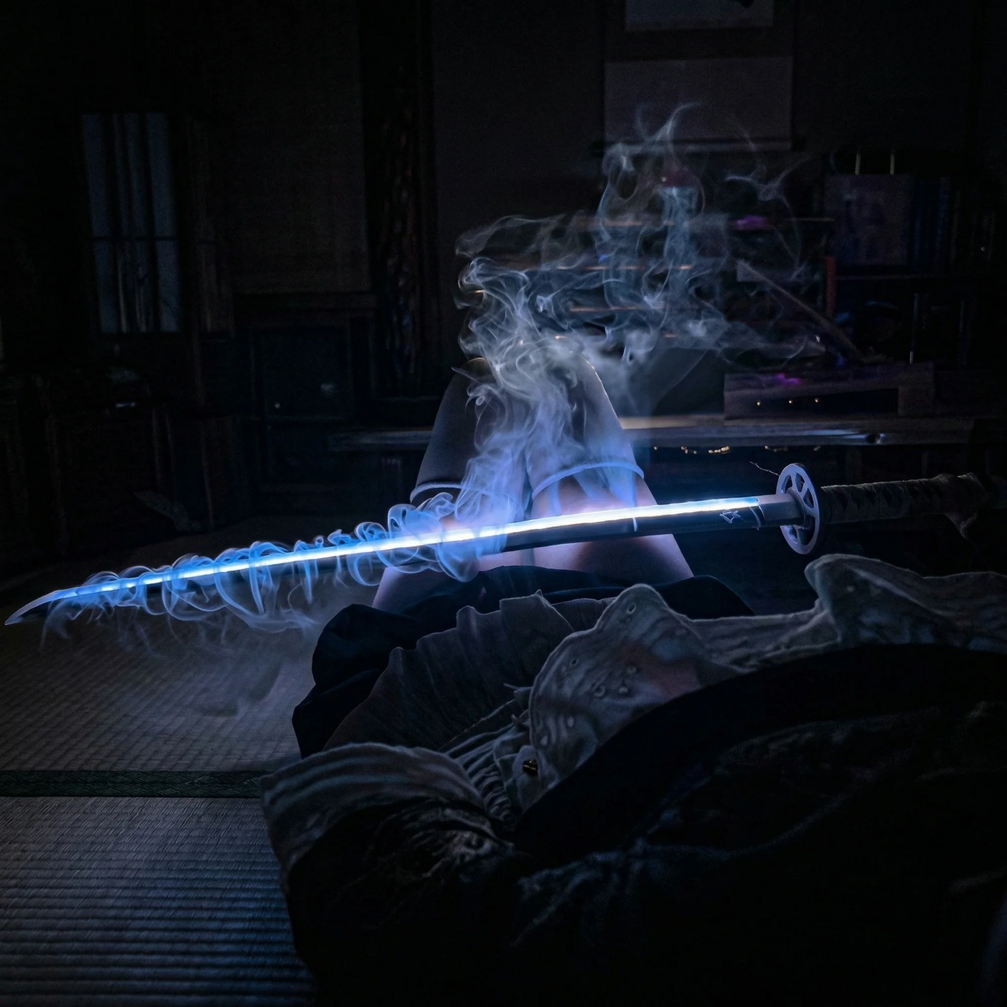 Luminous Phantom Katana – 8-Color LED Mist Blade